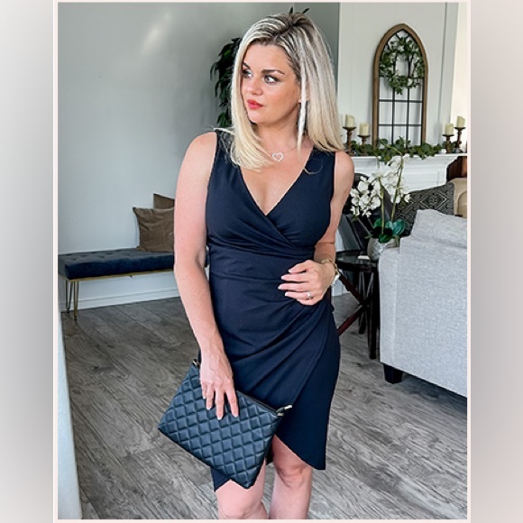 Jaune Rouge Sleeveless V-neck Asymmetrical Faux Wrap Dress - Picture 3 of 9